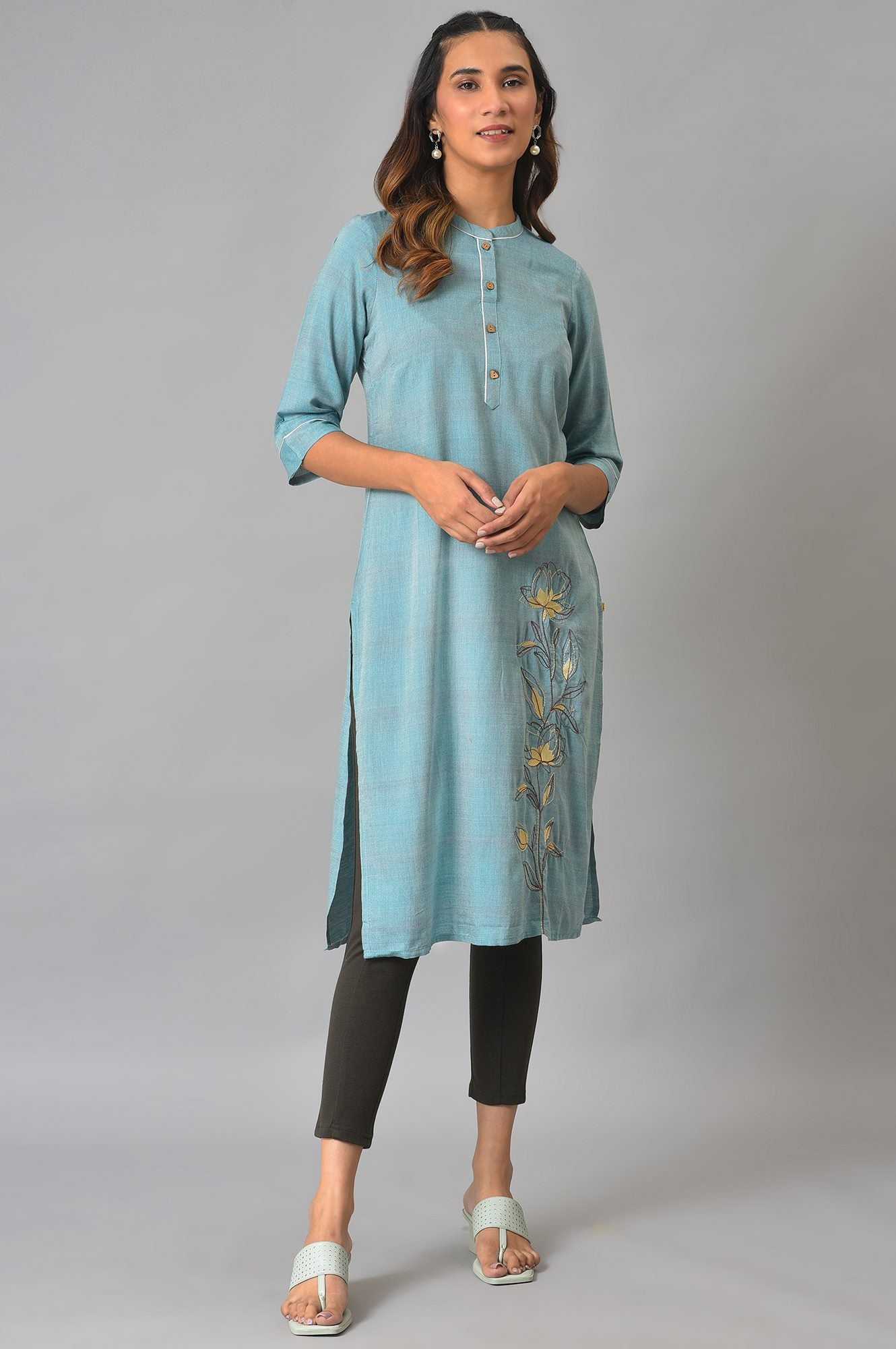 Blue Thread Embroidered Printed kurta