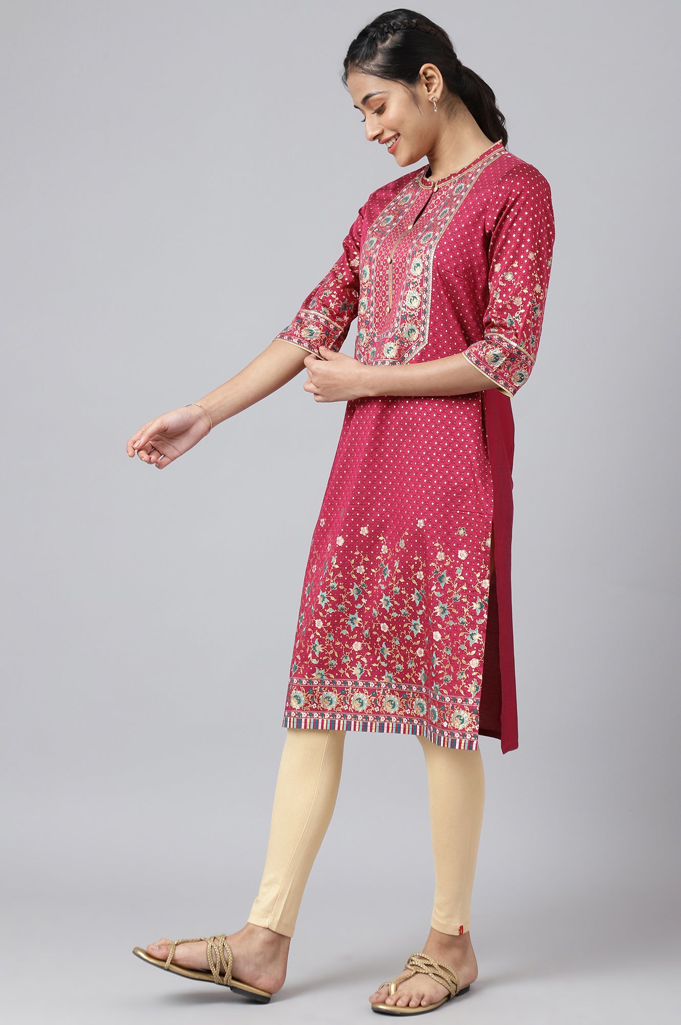 Pink Floral Printed Sequined Ethnic kurta