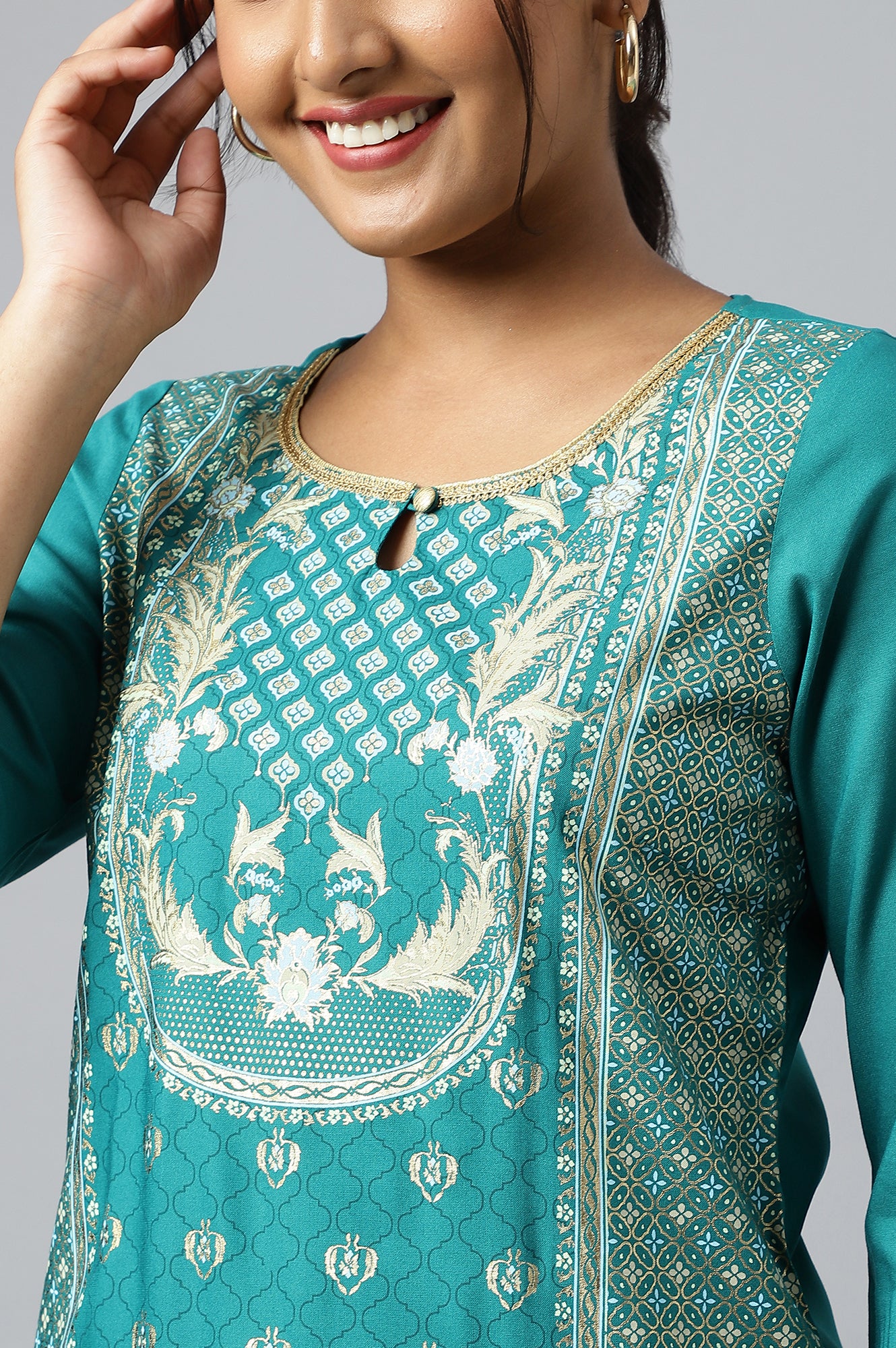 Green Floral Foil Print Ethnic LIVA kurta