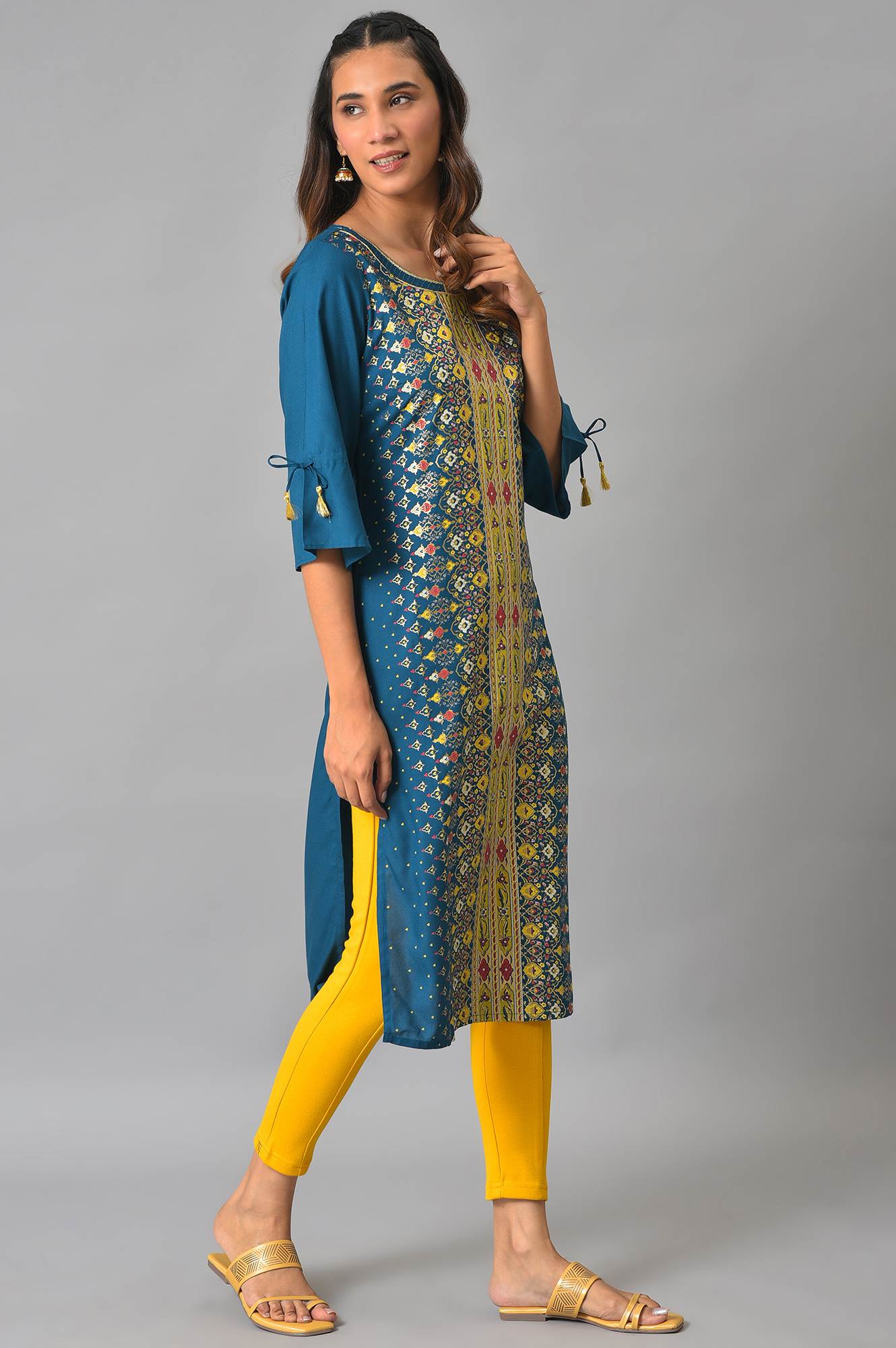 Blue Floral Printed Sequined Ethnic Liva kurta