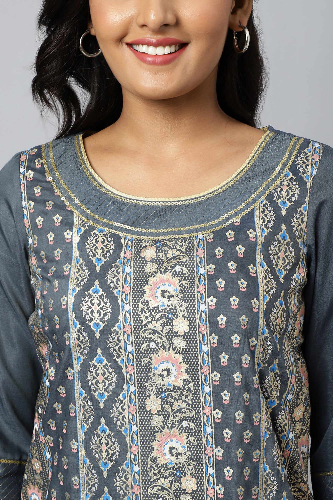 Grey Floral Printed Sequined Ethnic kurta