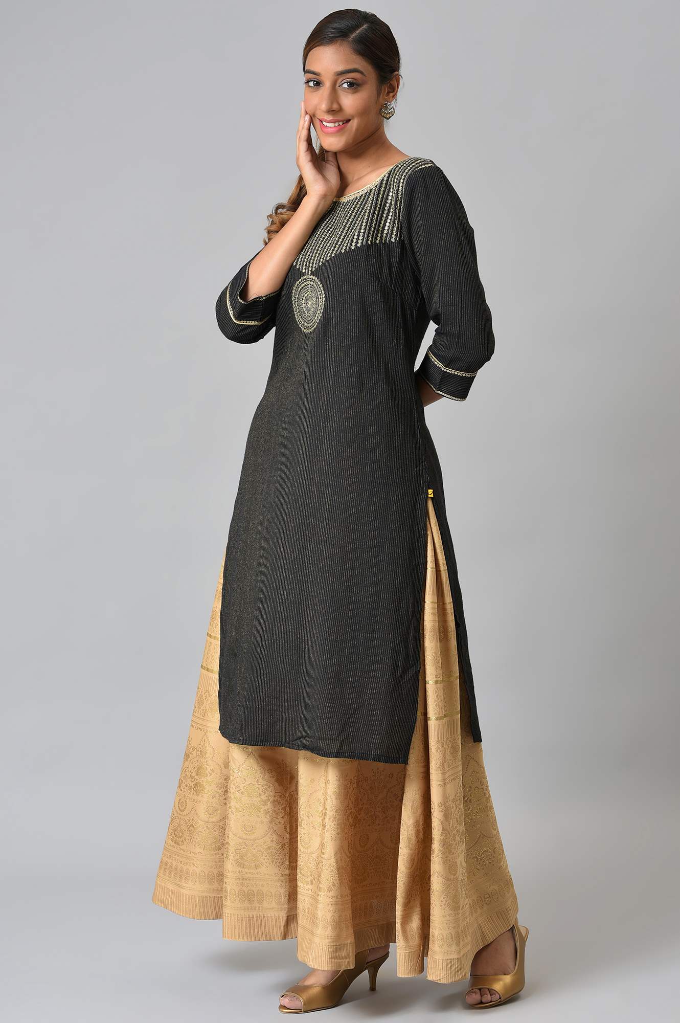 Black Classic Gold Zari Yarn-Dyed kurta