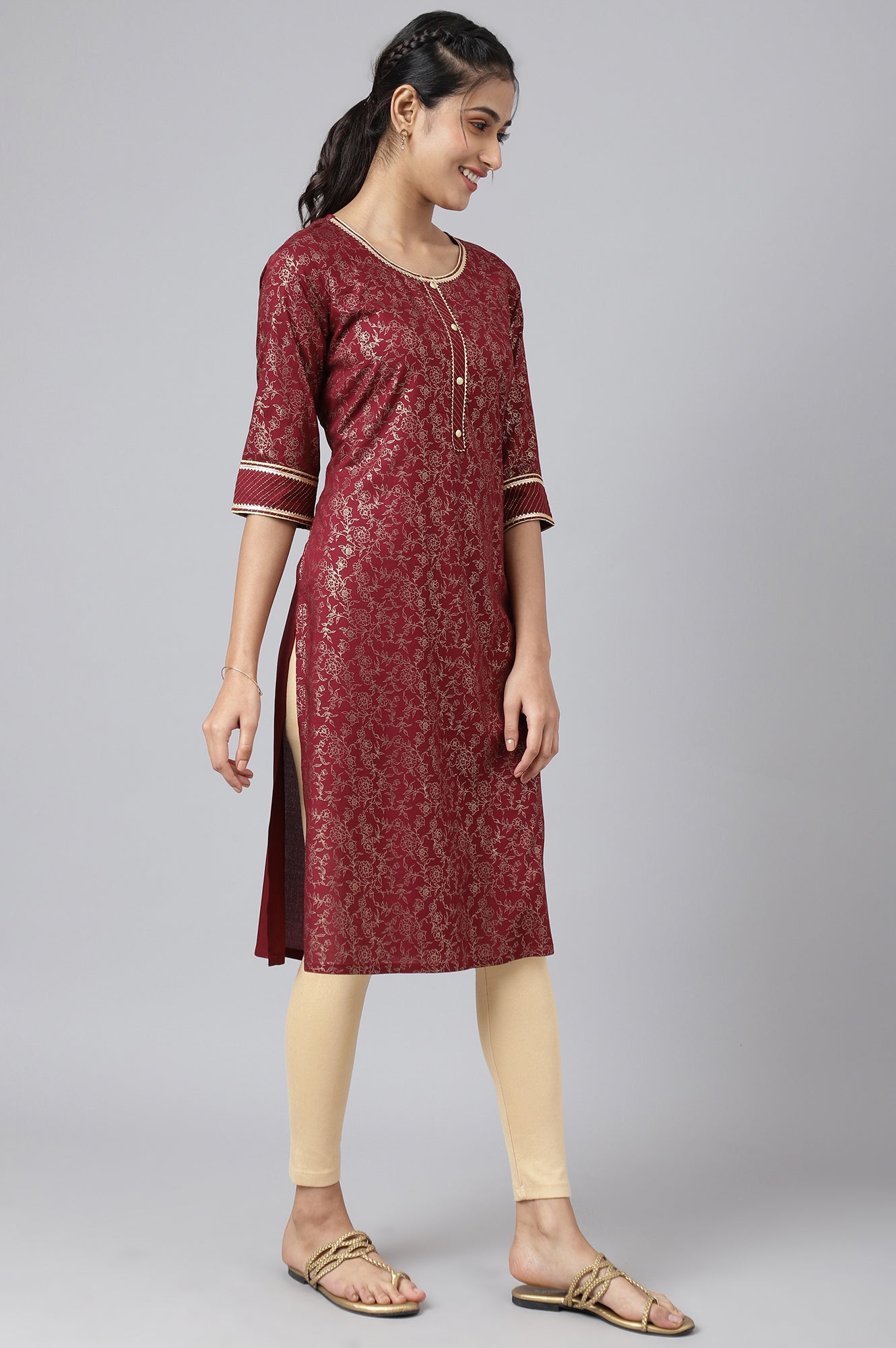 Maroon Floral Printed Sequined Ethnic kurta