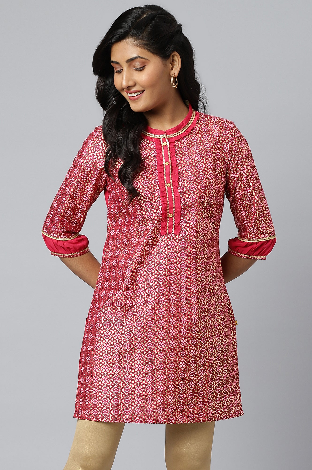 Pink Floral Printed Sequined Ethnic kurta