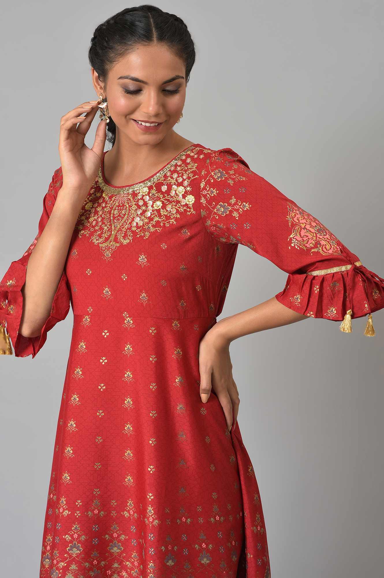 Red Embroidered Ethnic Kurta