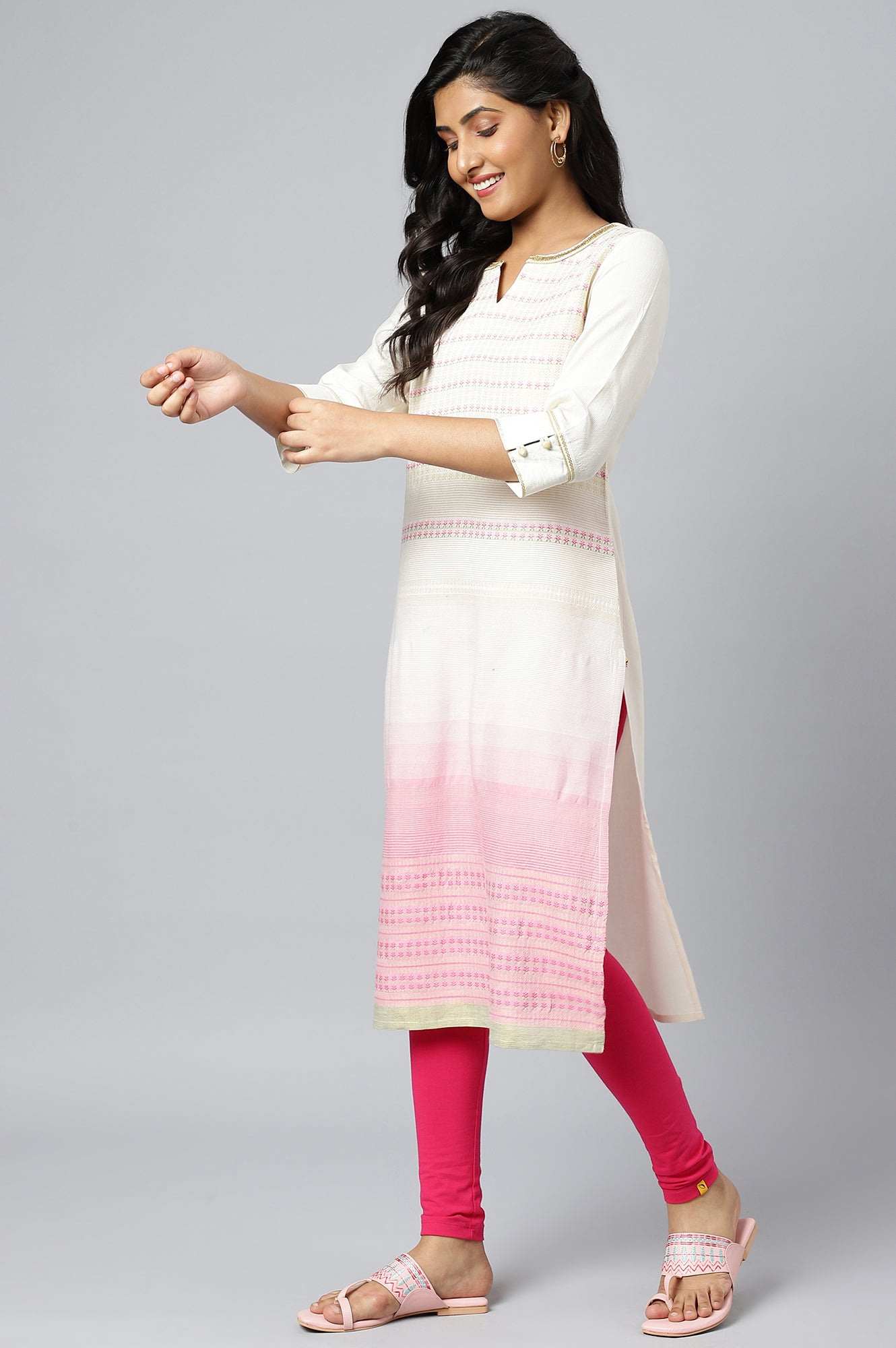 Off-white Floral Printed Sequined Ethnic kurta