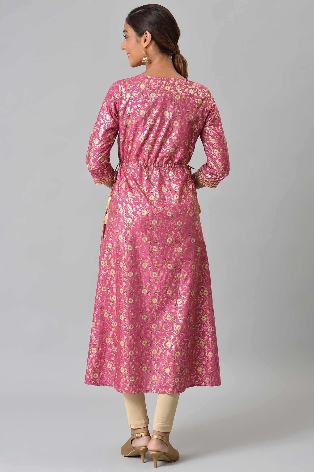 Pink Floral Printed Sequined Ethnic kurta