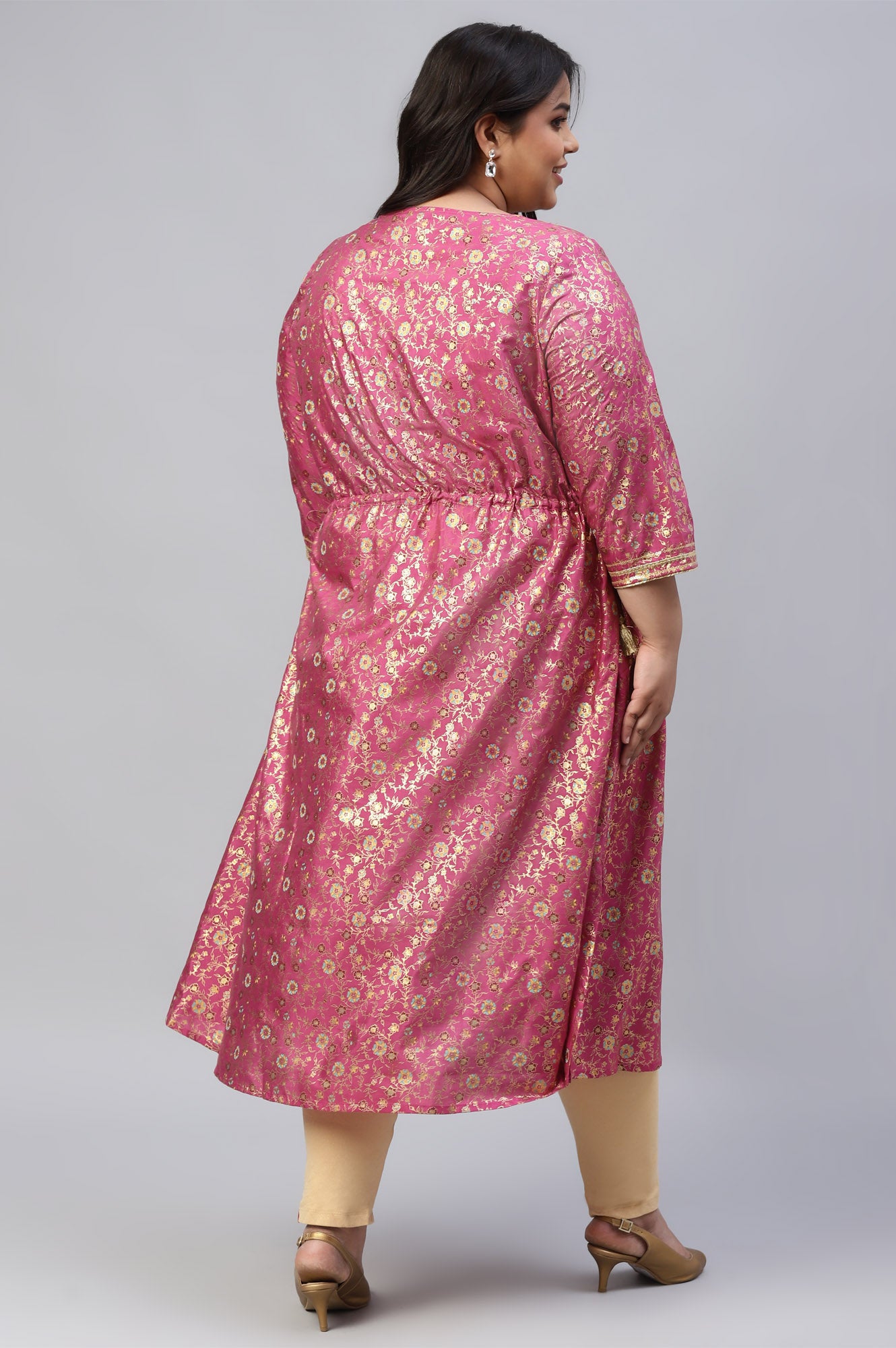 Pink Floral Printed Sequined Ethnic kurta