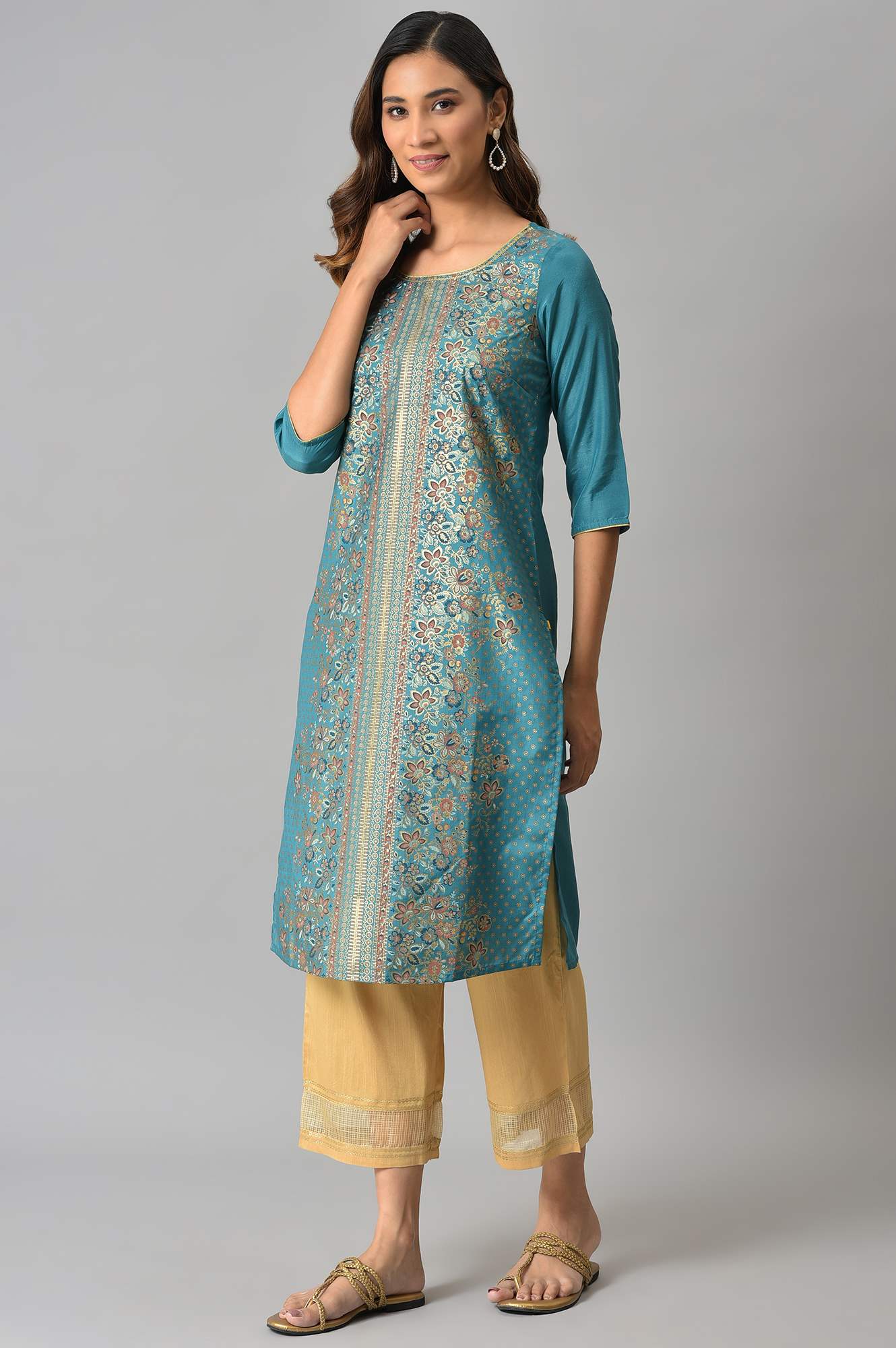 Green Floral Printed Sequined Ethnic Kurta