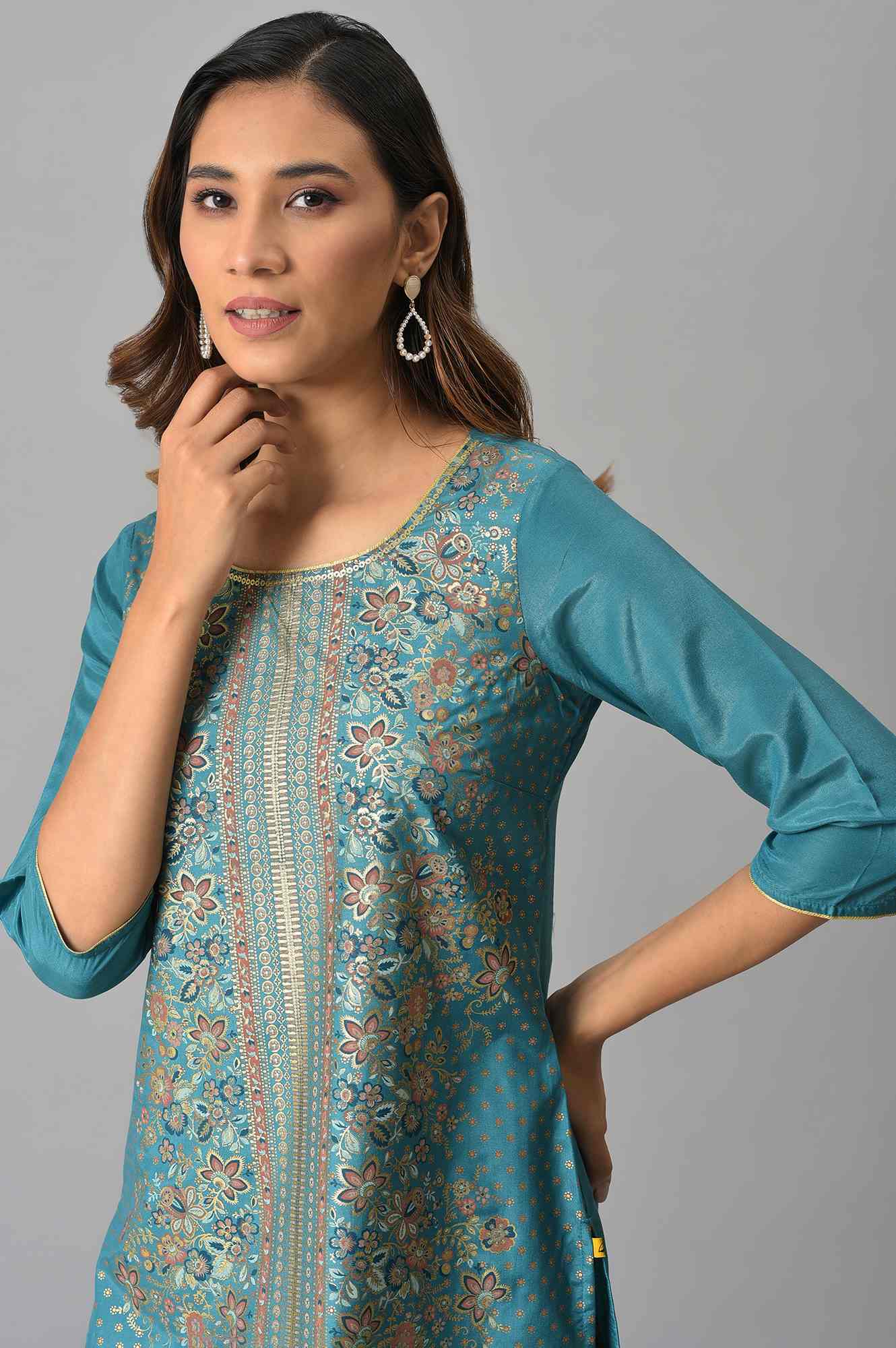 Green Floral Printed Sequined Ethnic Kurta