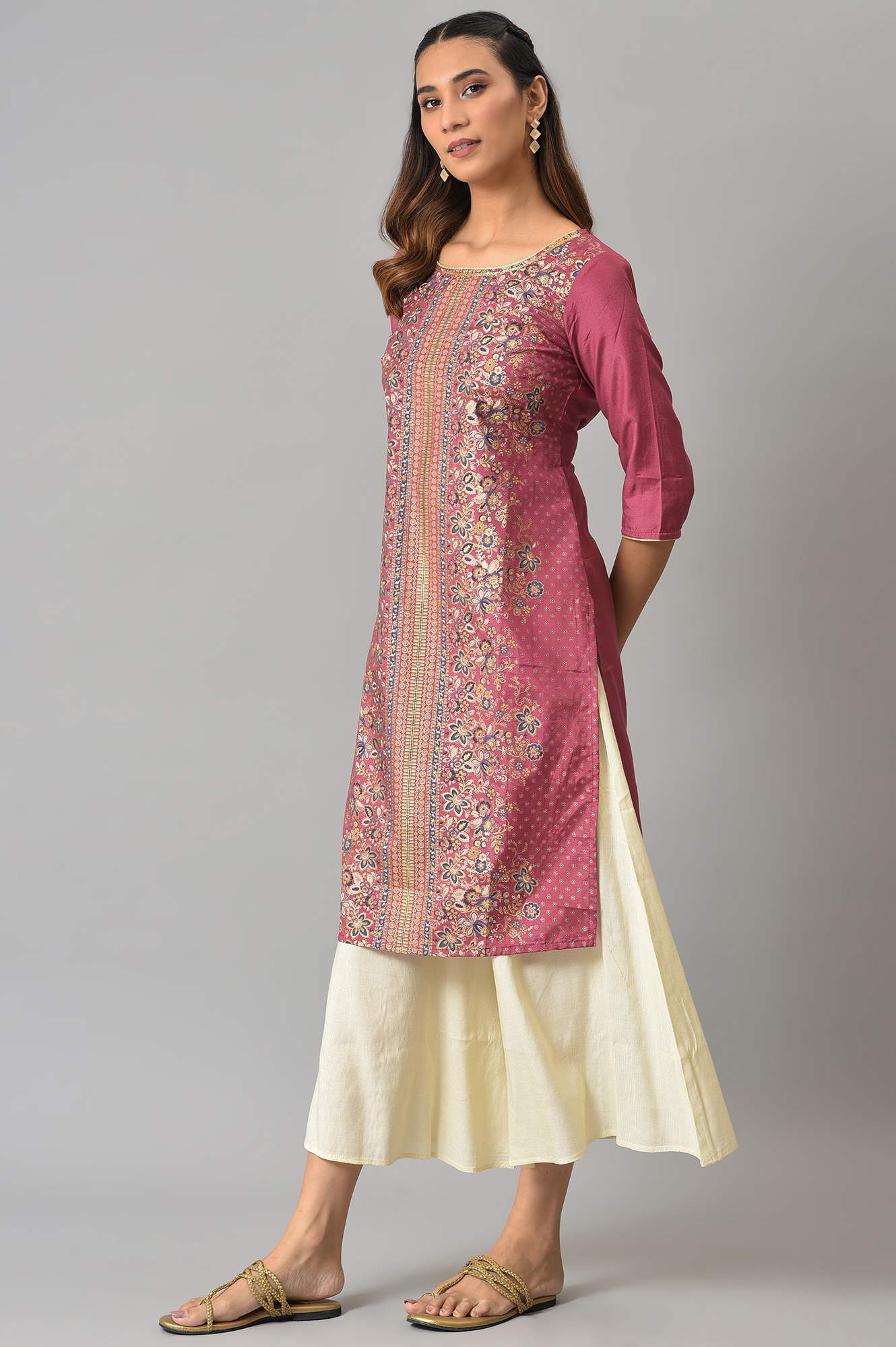 Pink Floral Printed Sequined Ethnic kurta