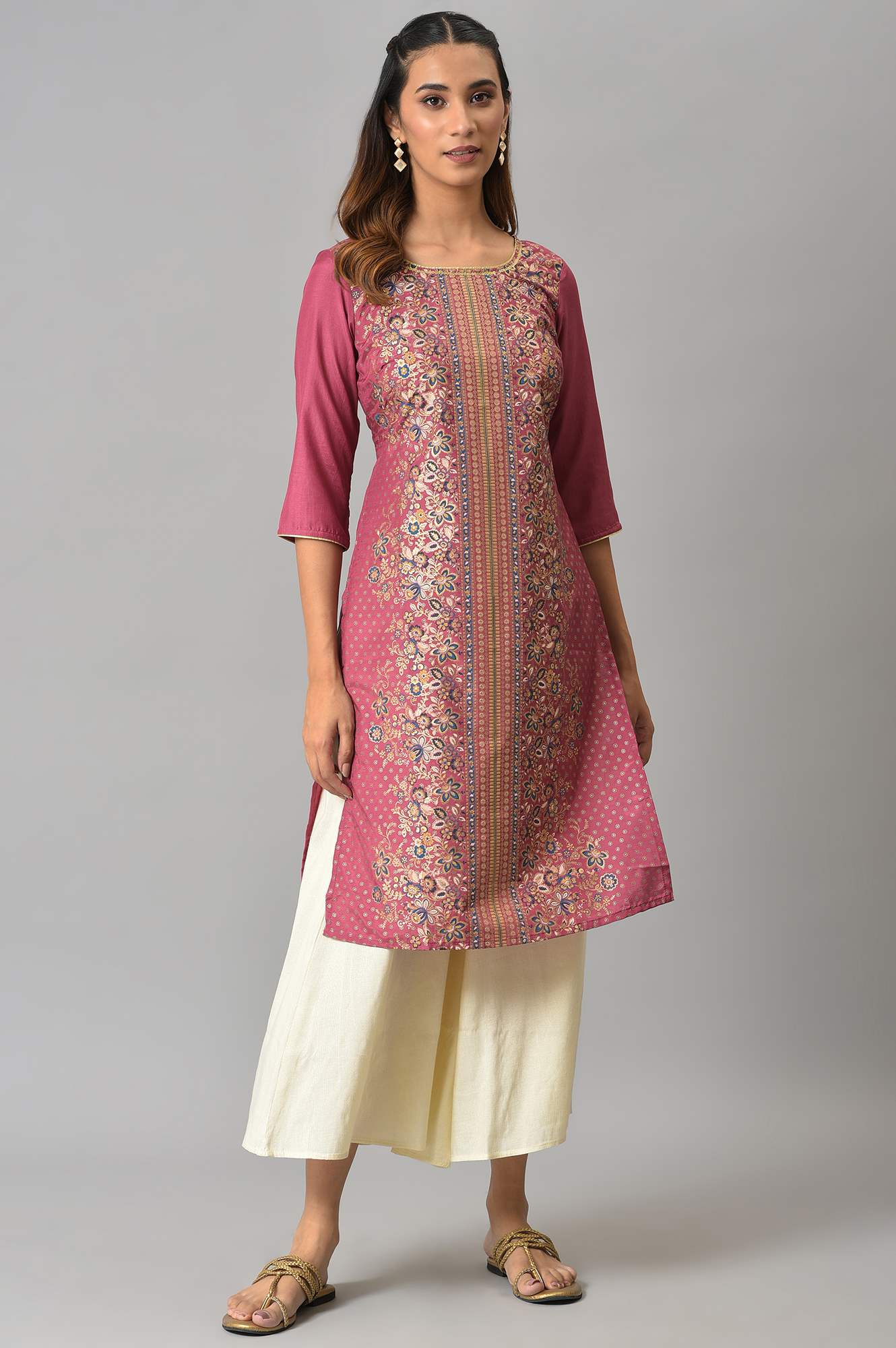 Pink Floral Printed Sequined Ethnic kurta