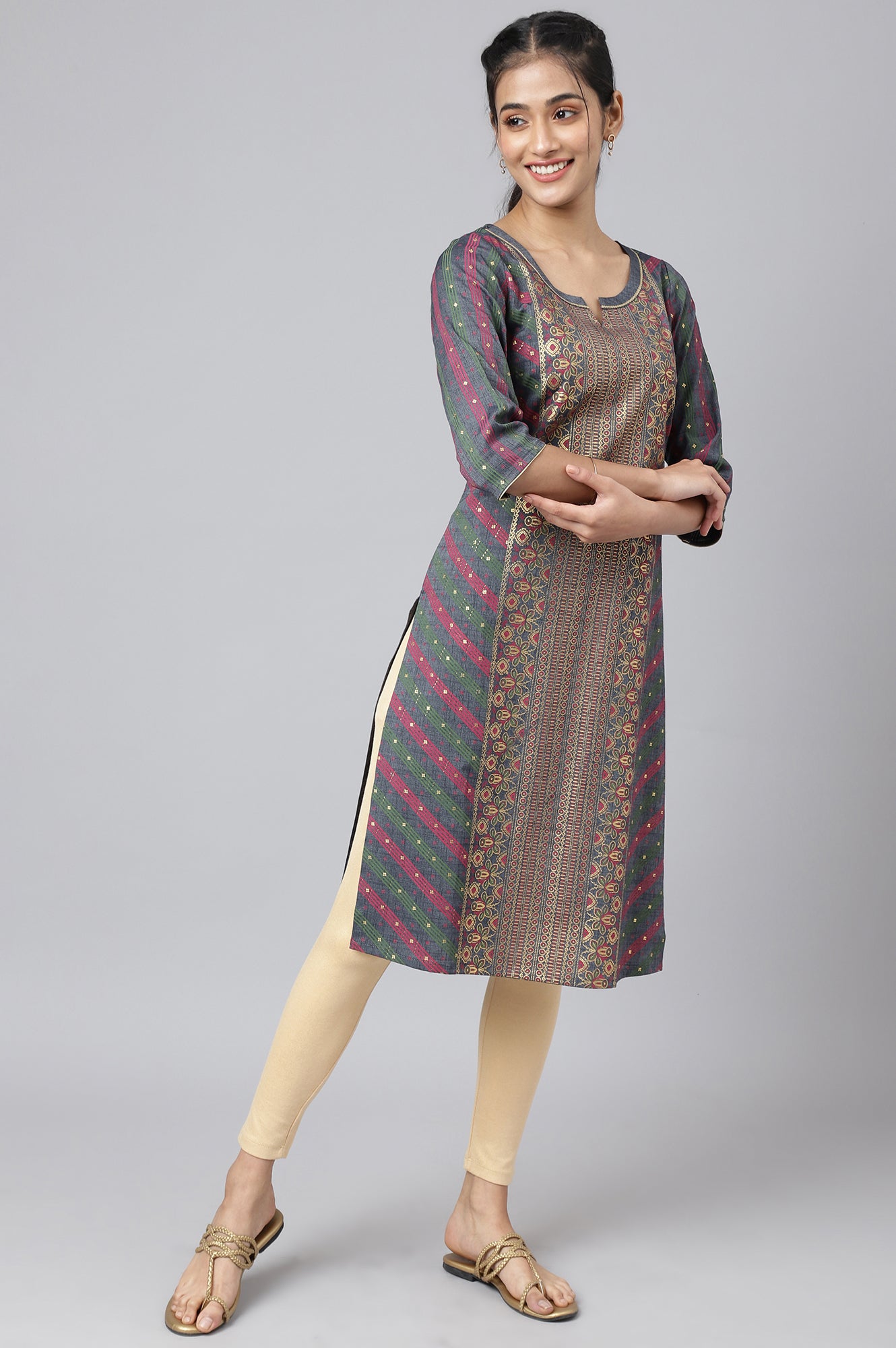 Grey Floral Printed Sequined Ethnic kurta