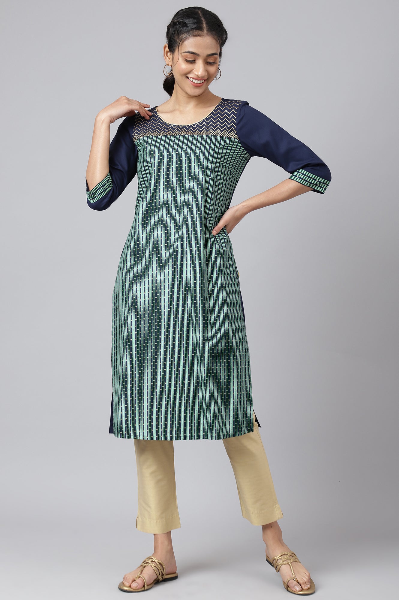 Blue Colour Block Aurelia kurta