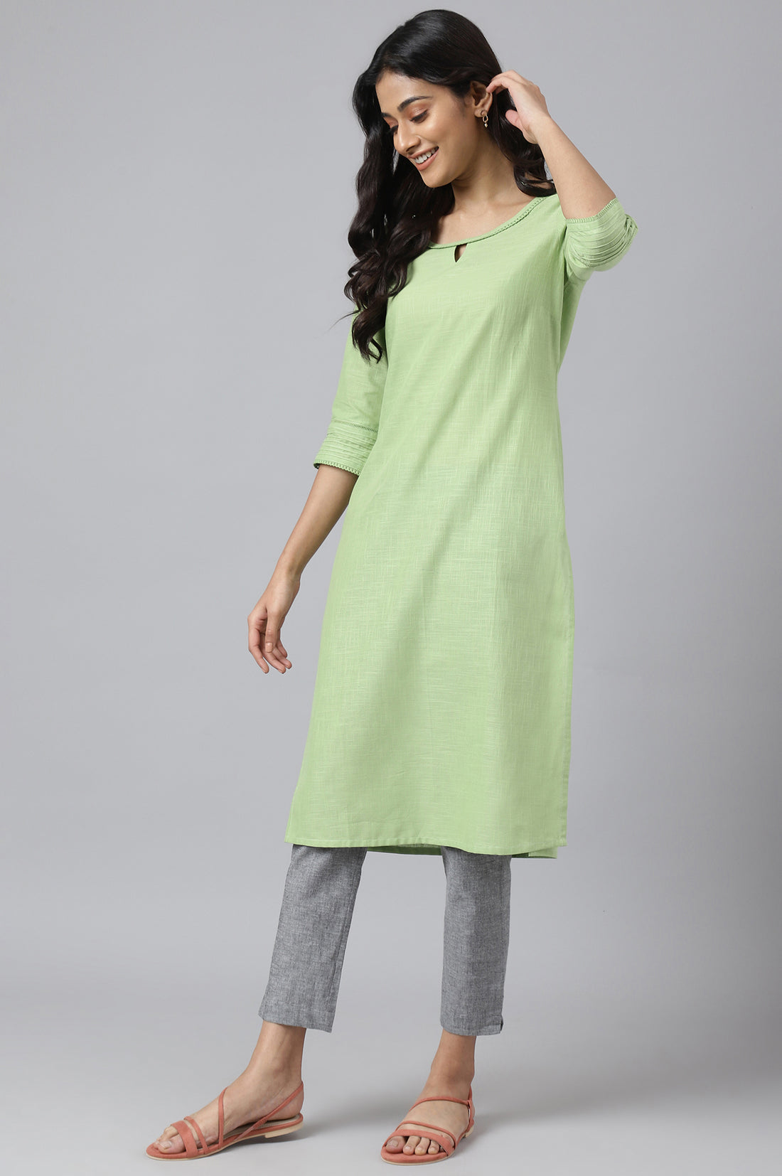 Green Rayon Kurta With Lace Detail