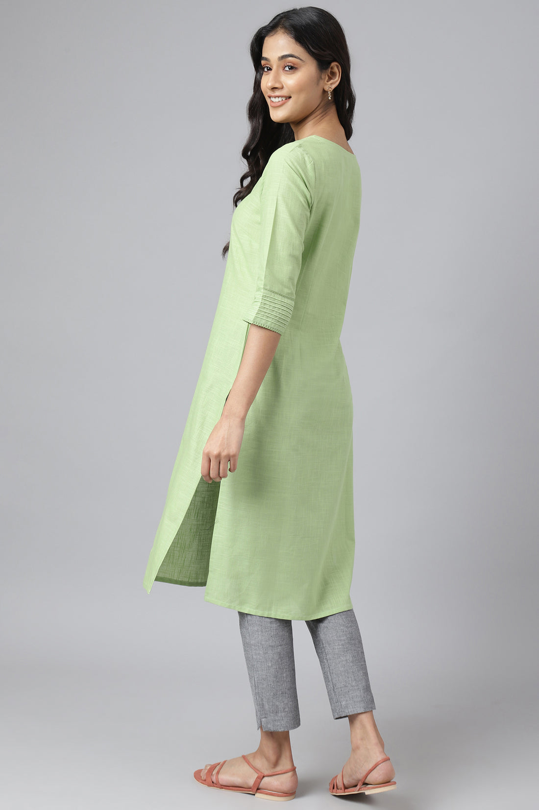 Green Rayon Kurta With Lace Detail