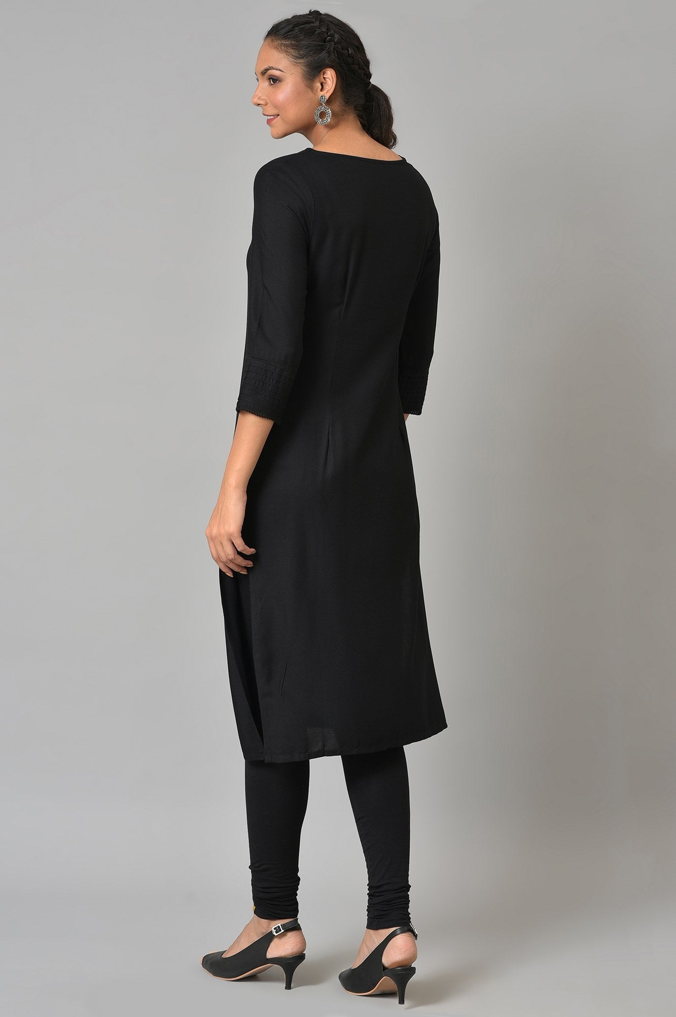 Black Rayon Kurta With Lace Detail