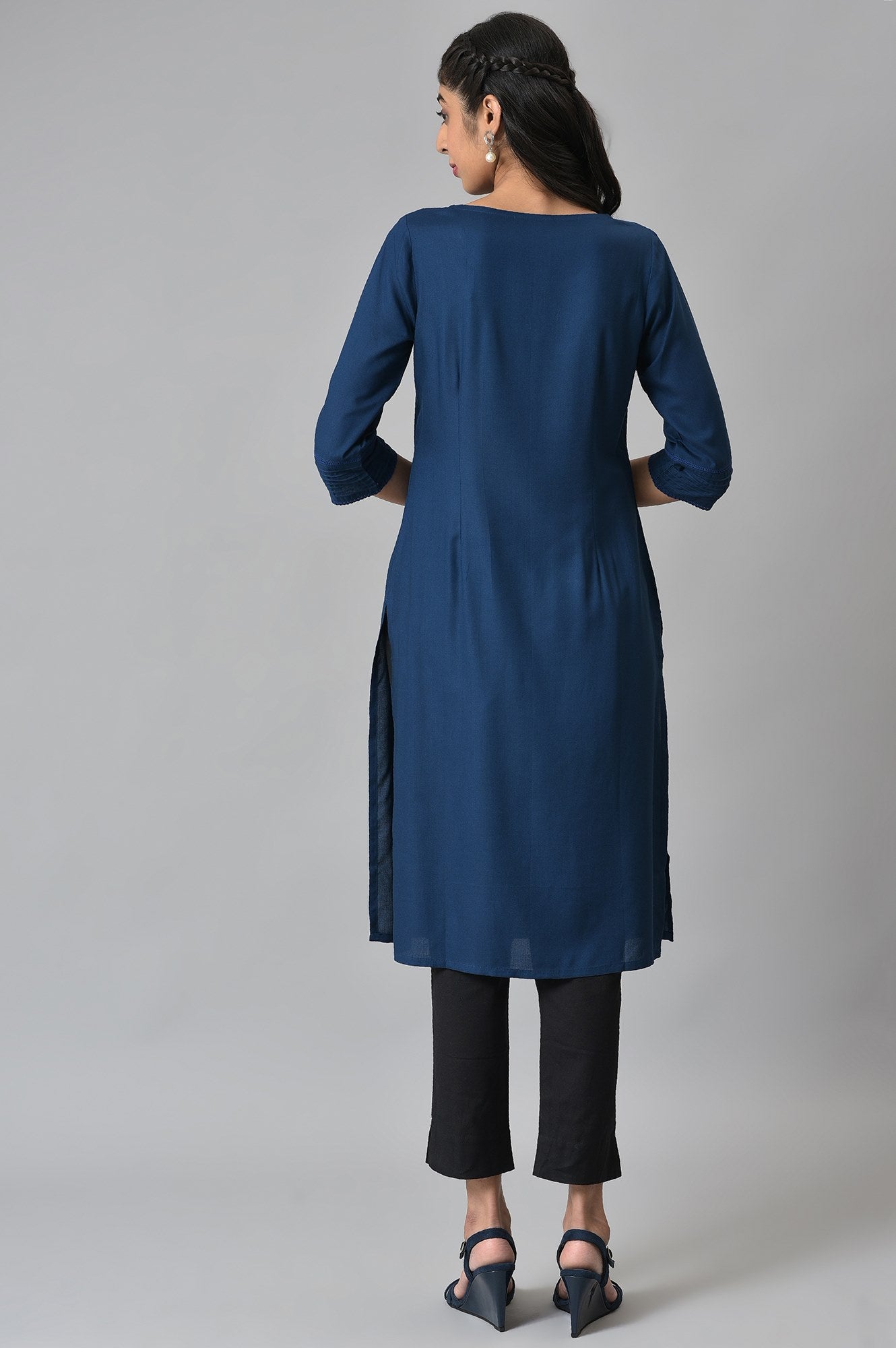 Blue Rayon Kurta With Lace Detail