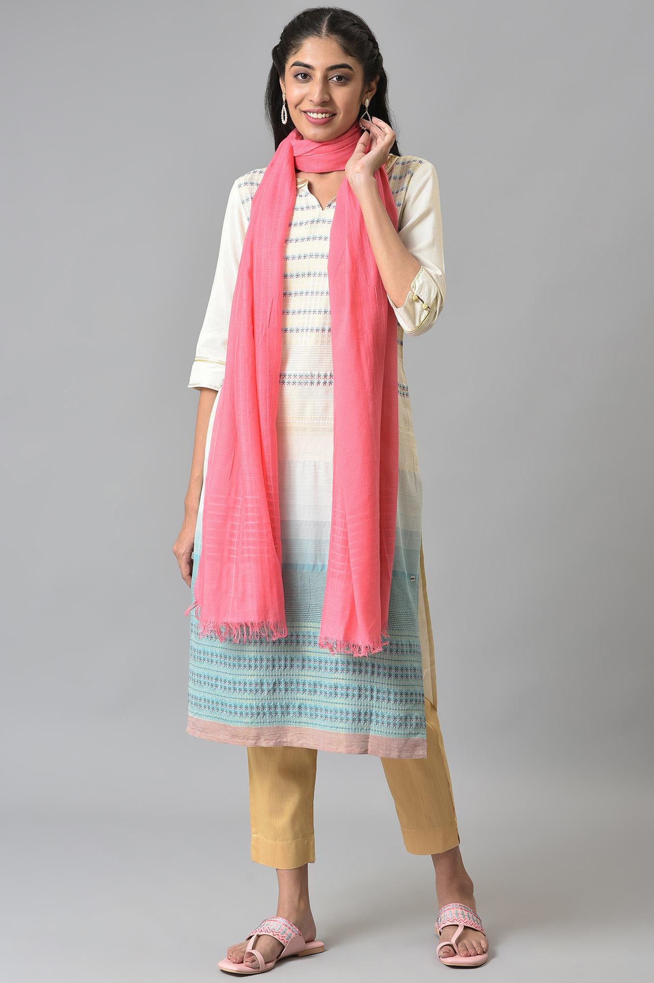 Pink Yarn-Dyed Dupatta