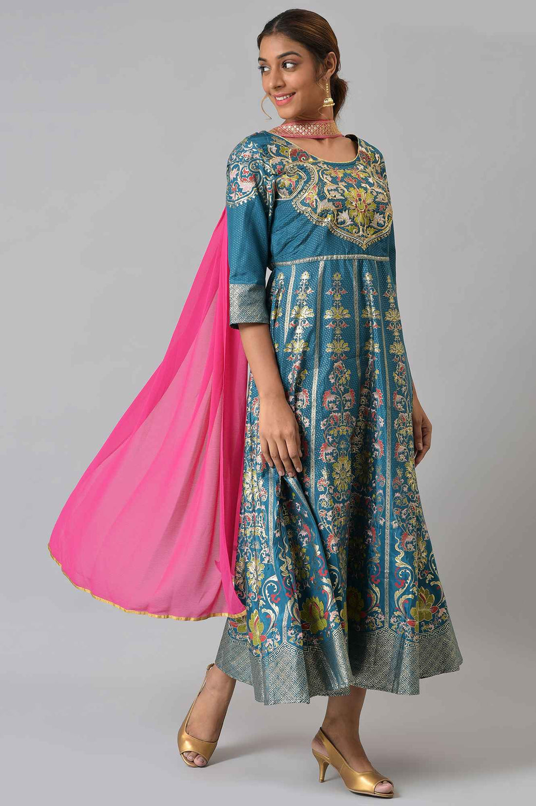 Pink Chocker Neck Georgette Dupatta