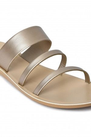 Aurelia Na Silver Almond Toe Flat