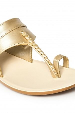 Aurelia Off White Textured Almond Toe Flat