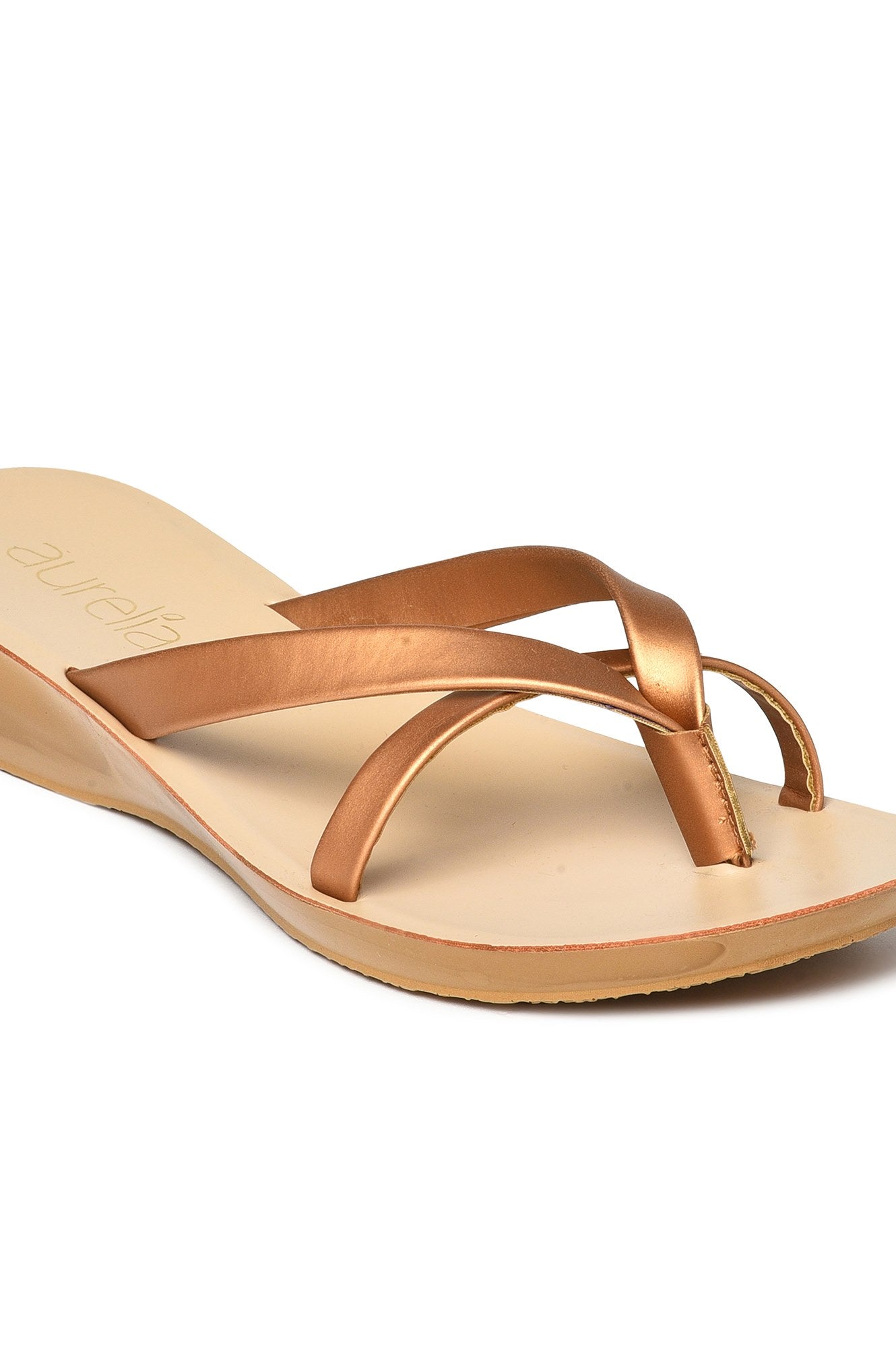 Aurelia Solid Antique Gold Almond Wedge