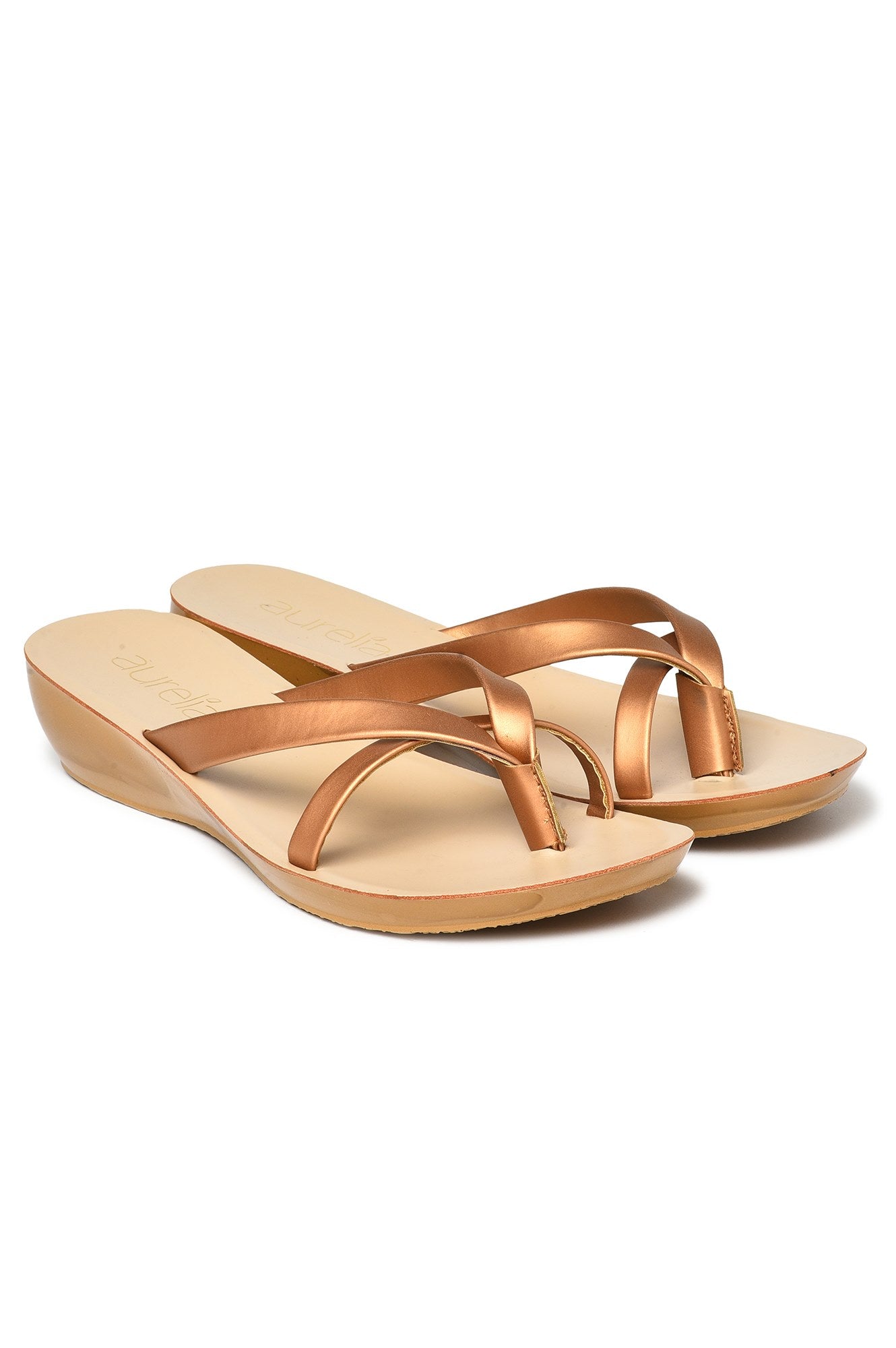 Aurelia Solid Antique Gold Almond Wedge