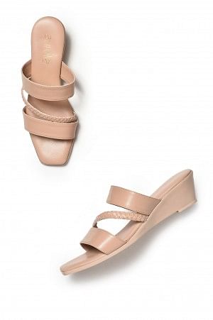 Aurelia Solid Blush Square Wedge