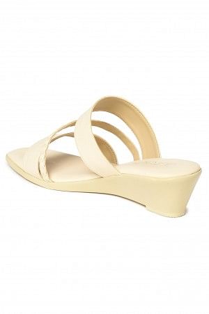 Aurelia Solid Ecru Square Wedge