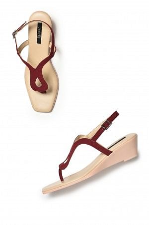 Aurelia Solid Burgundy Square Wedge