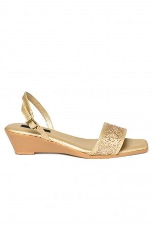 Aurelia Laser Cut Gold Square Wedge