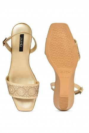 Aurelia Laser Cut Gold Square Wedge