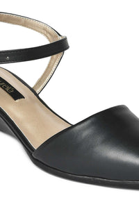 Aurelia Solid Black Pointed Wedge