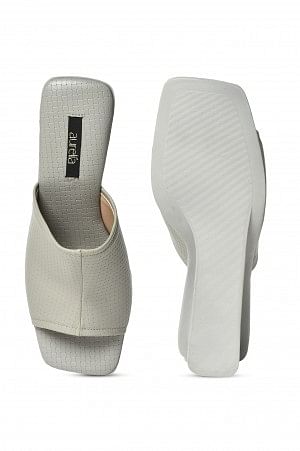 Aurelia Textured Grey Square Wedge