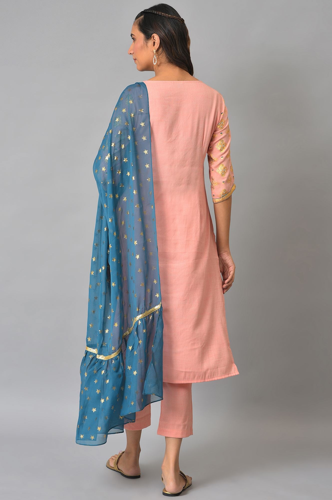 Peach Printed Ethnic kurta With Pants And Dupatta