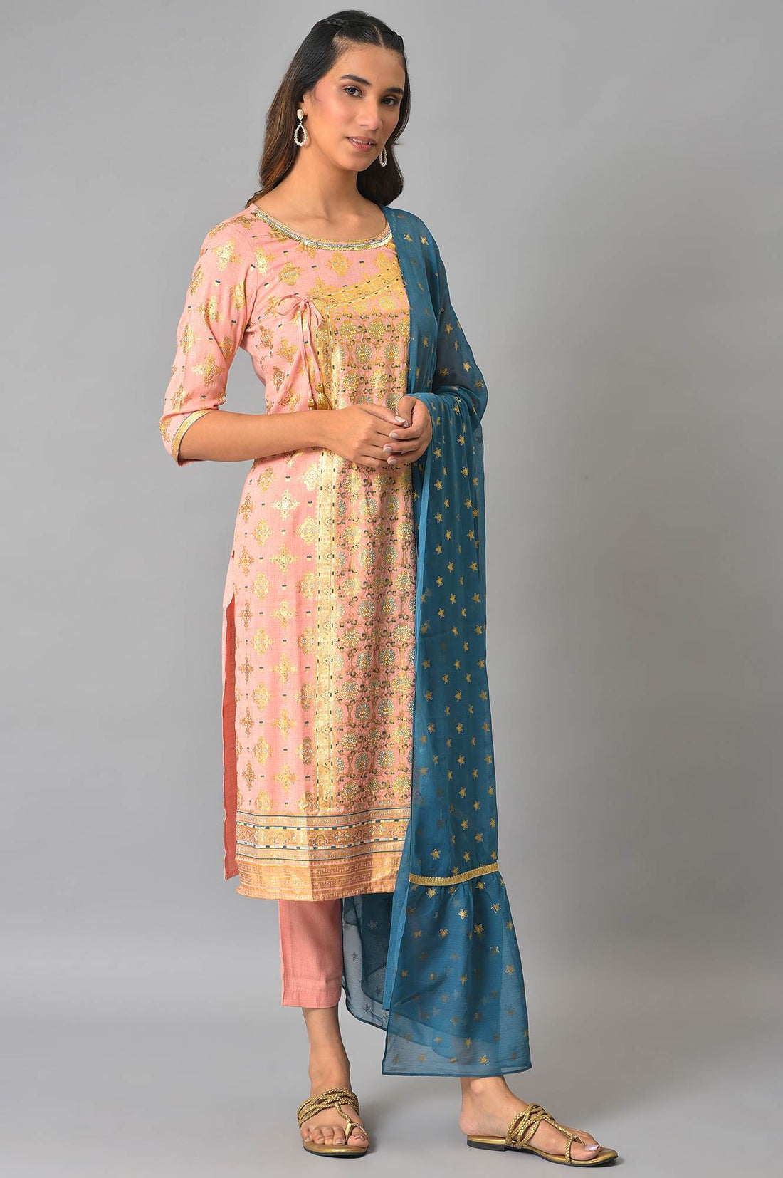 Peach Printed Ethnic kurta With Pants And Dupatta