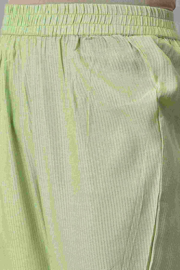 Green Yarn-Dyed kurta with Pants and Dupatta