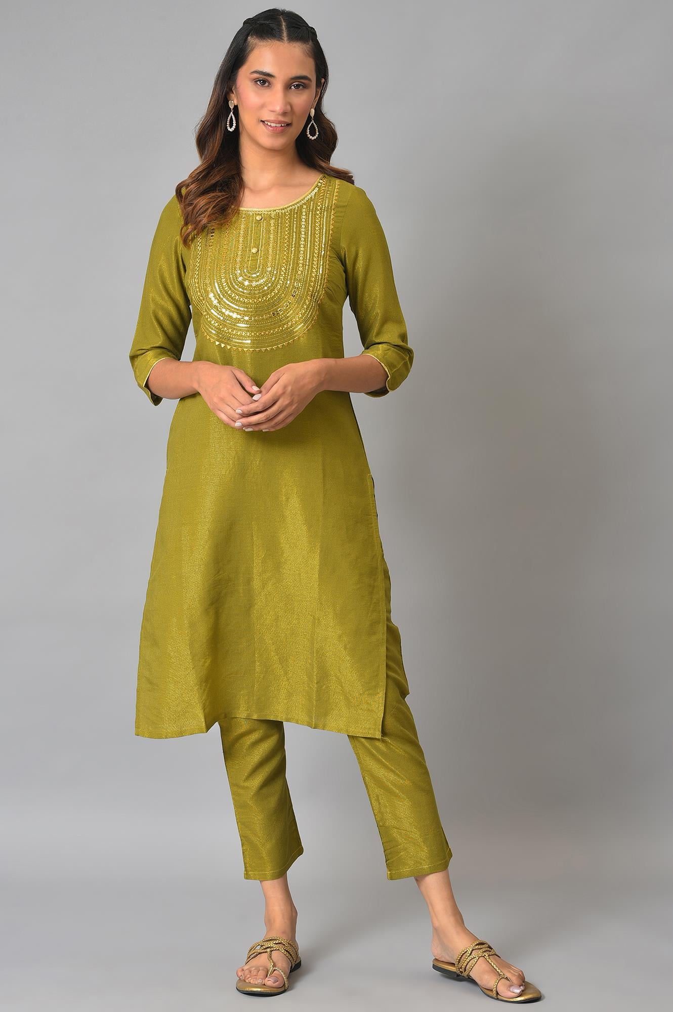 Green Zari Embroidered kurta With Straight Palazzo