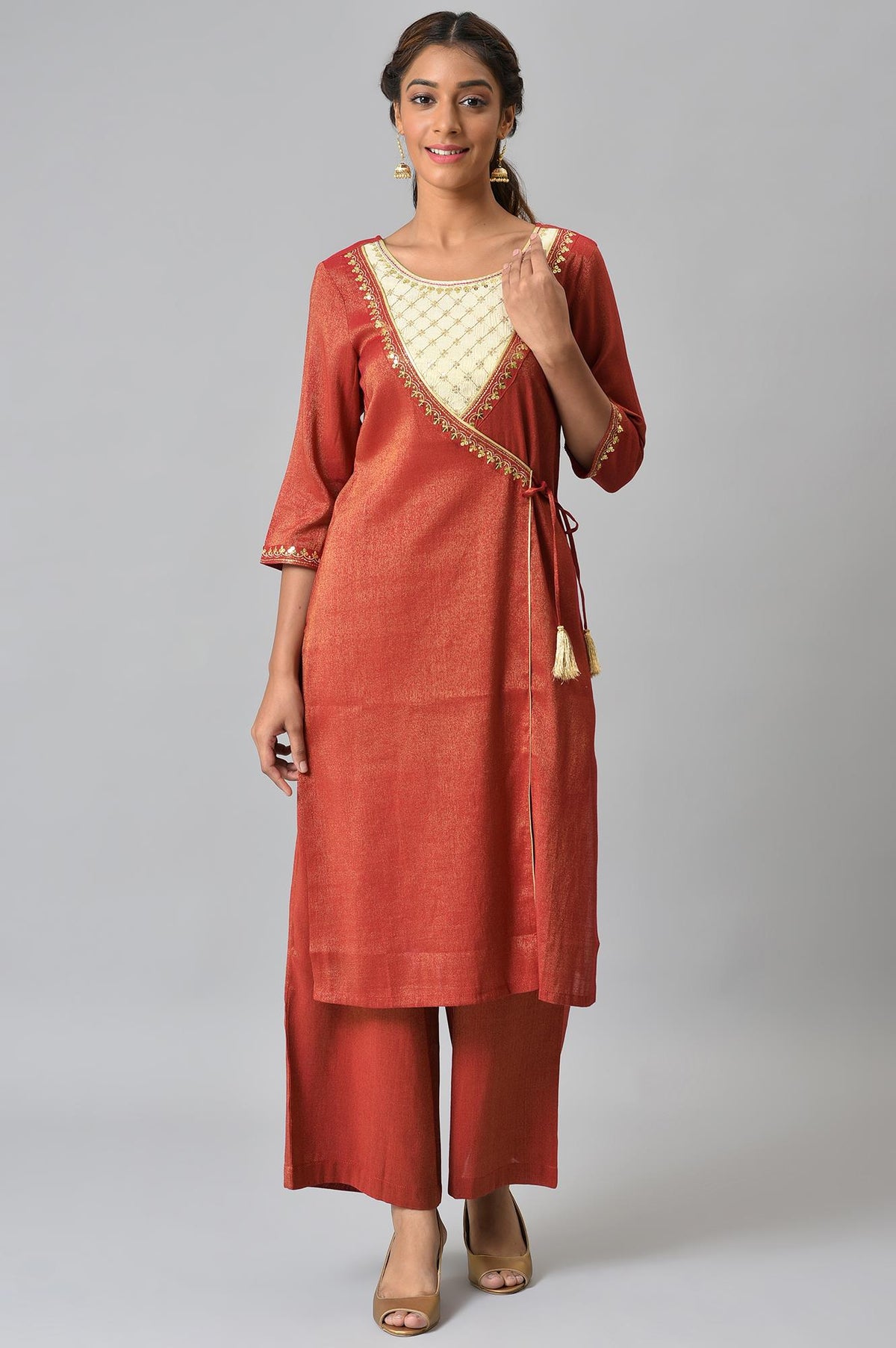 Red Zari Embroidered kurta and Straight Palazzo Set - XS