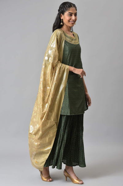 Green Embroidered kurta with Flared Skirt and Golden Dupatta