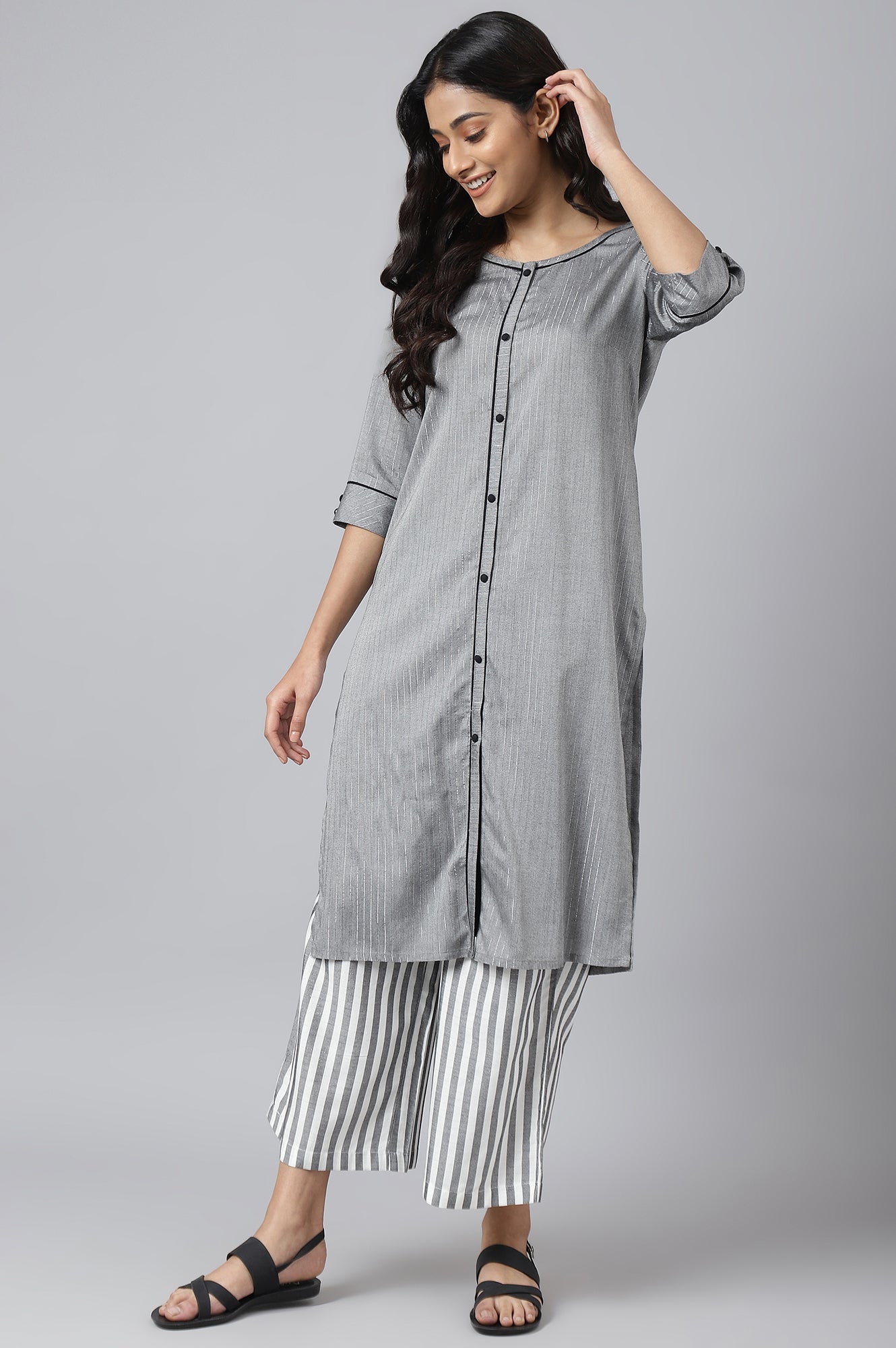 Grey Solid kurta and Straight Culottes Aurelia Set