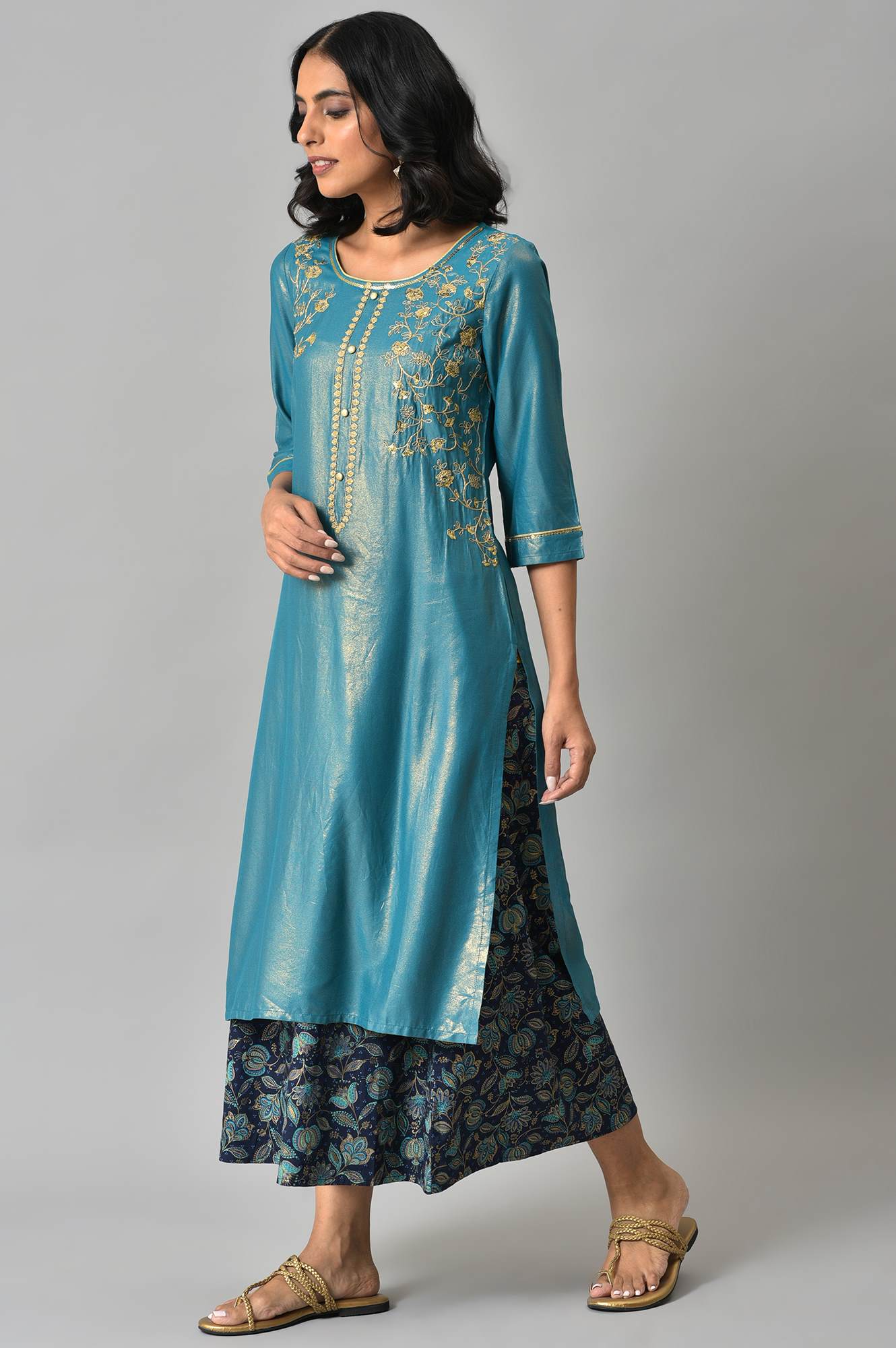 LIVA Blue Zari Embroidered kurta with Printed Culottes