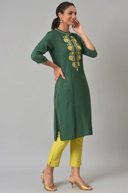 Green Liva Zari Embroidered kurta With Trousers