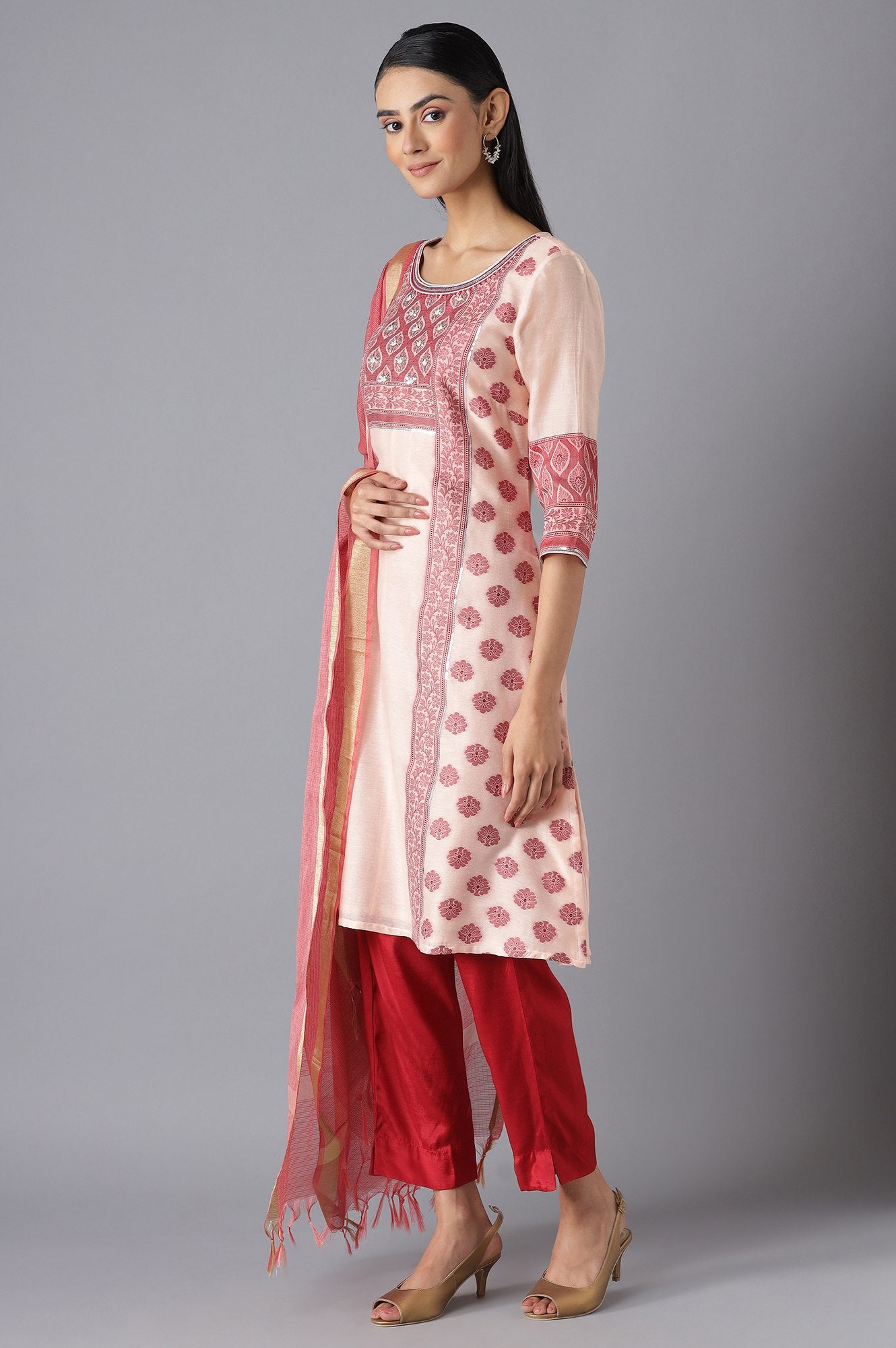 Pink Yarn-Dyed kurta Brown trousers and Dupatta Set