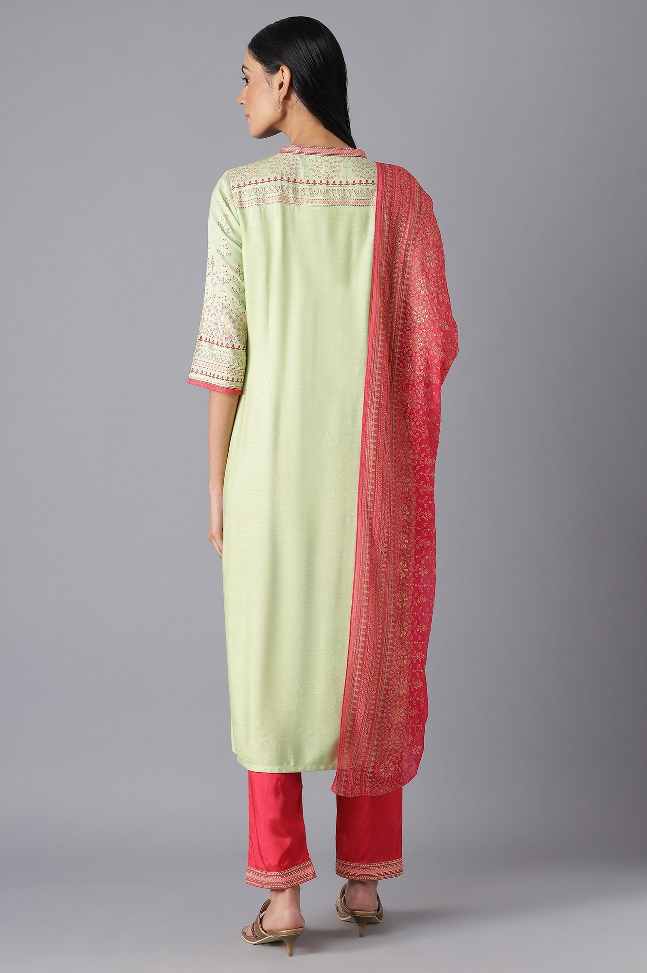 Green Printed kurta Pink Trousers and Dupatta Set