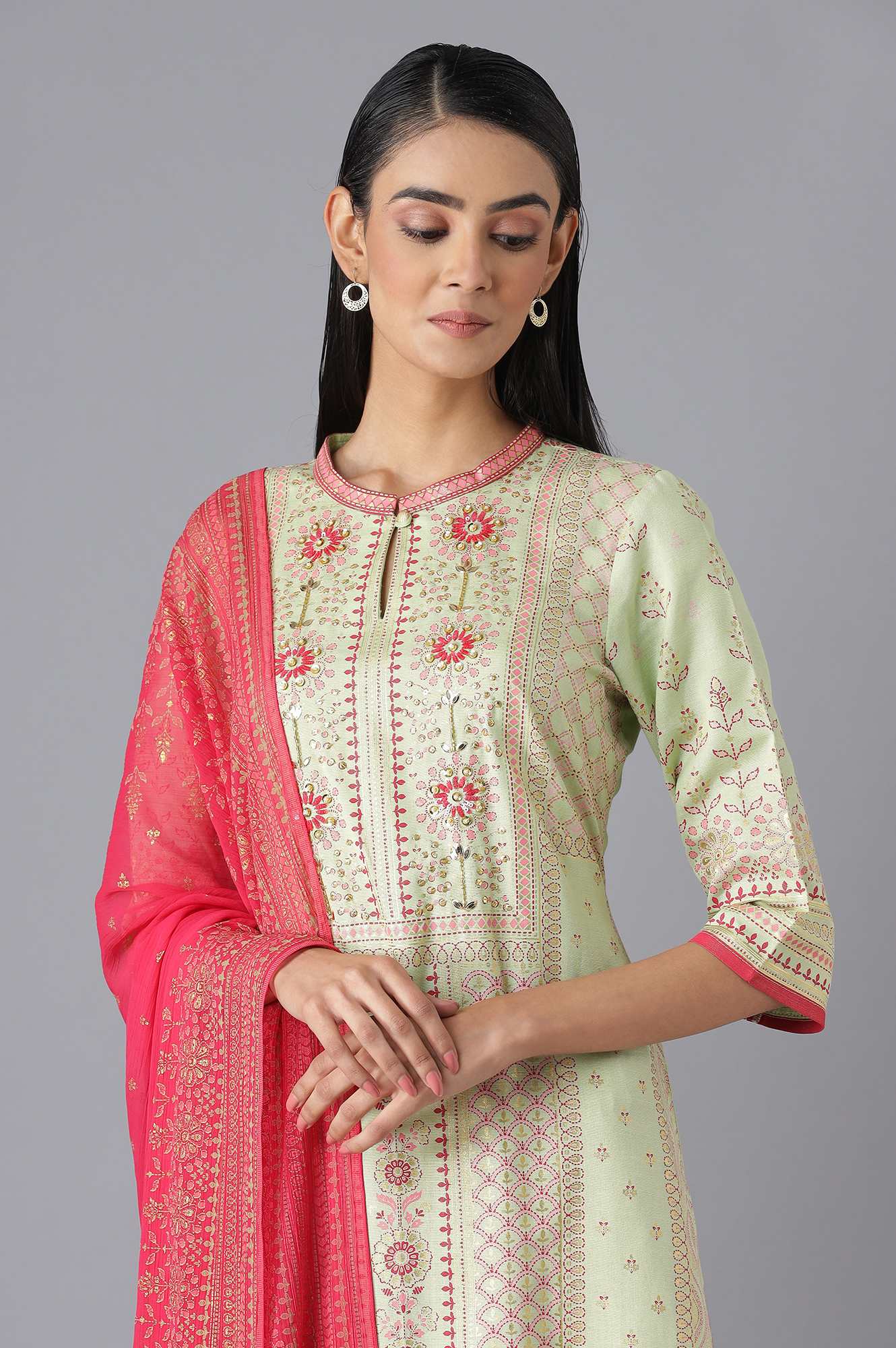 Green Printed kurta Pink Trousers and Dupatta Set