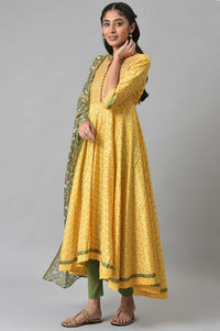 Yellow Floral Printed kurta with Green Tights and Dupatta