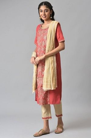 Maroon Glitter Printed kurta with Almond Gold Trousers and Dupatta