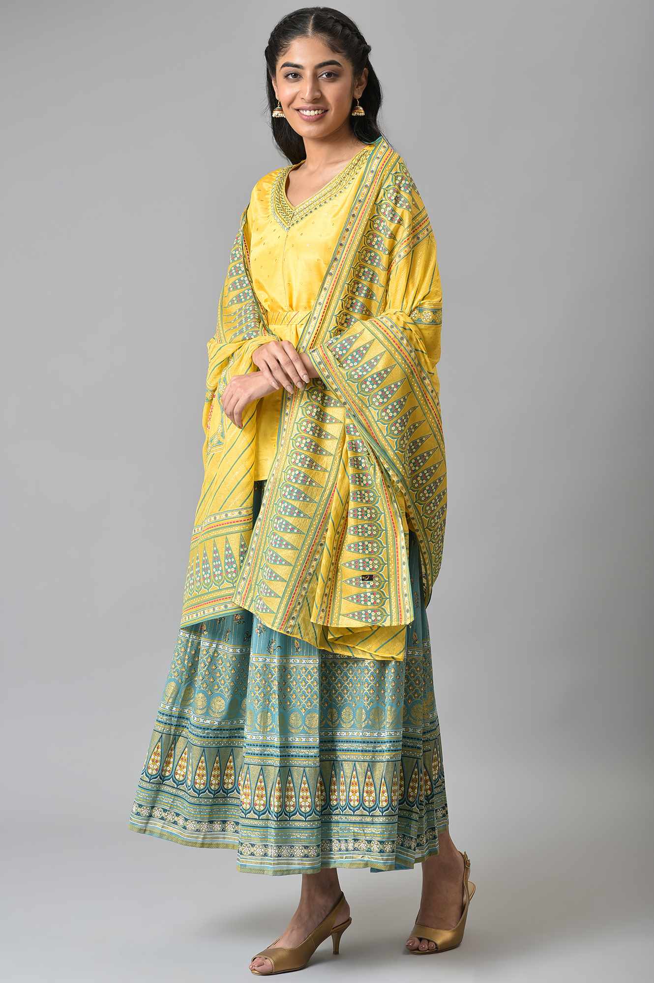 Yellow Embroidered kurta with Green Printed Skirt and Yellow Dupatta